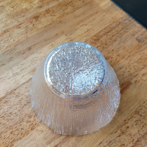 Vetropuro Glassware Translucent Bowl Made In Turkey Beautiful iridescent glass - Picture 7 of 8